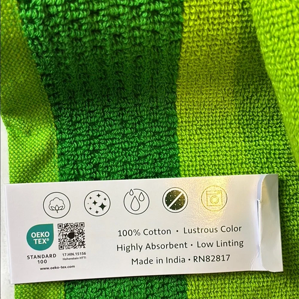 Lacoste Green Luxury Bath Towel Set